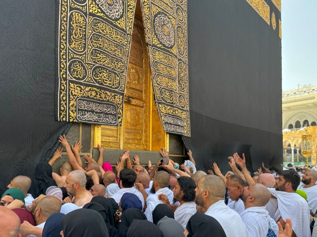 10 Nights December Umrah Package | 4 Star Package